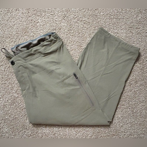 Columbia Omni-Shield Cropped Pants, Size 8 Tan Snap Drawstring Lightweight - Picture 11 of 13